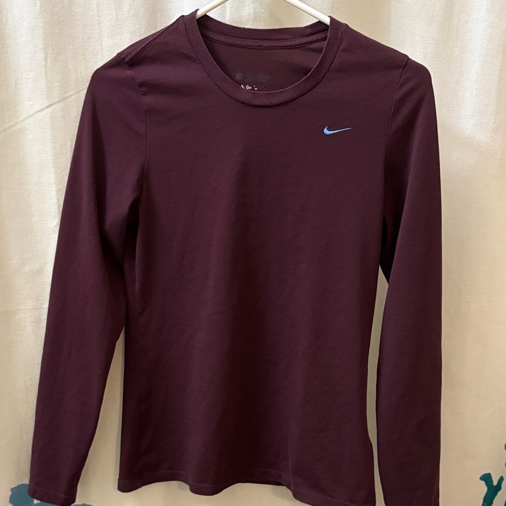 Nike Women's Burgundy Long Sleeve Tee